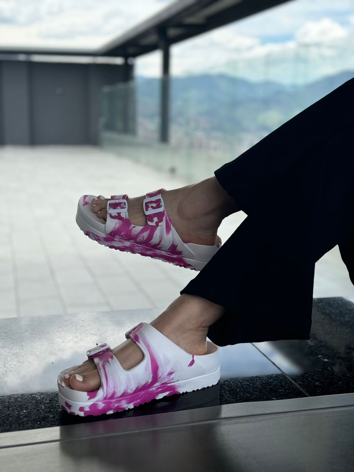 Sandalias Urbanas ColorFlex™