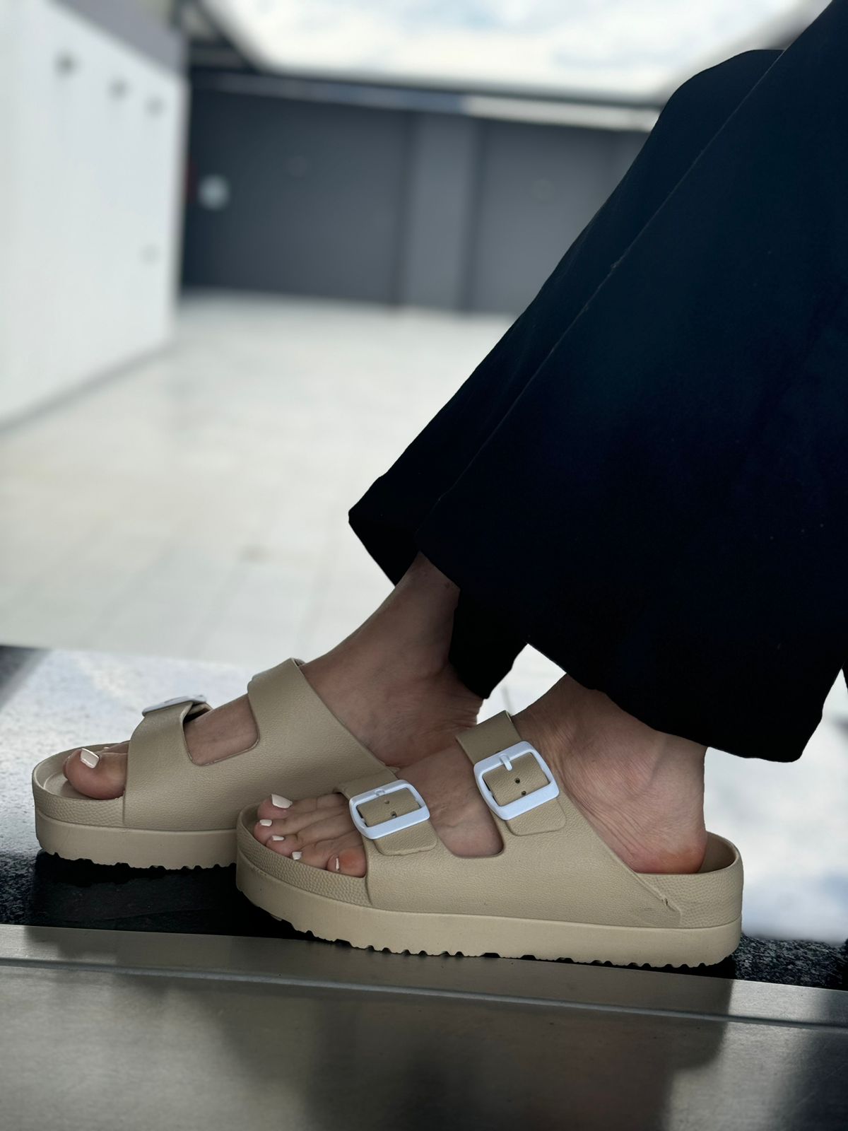 Sandalias Urbanas ColorFlex™